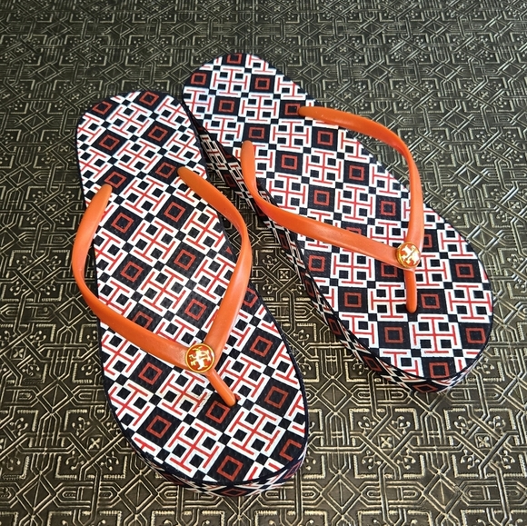 🐢 Tory Burch Thandie Sandals. - Picture 1 of 11
